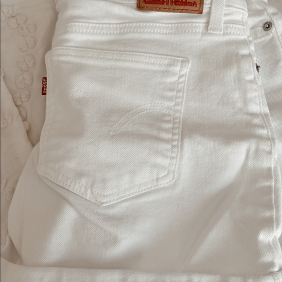 Closet clean out!!! Make an offer!!! - Picture 11 of 15